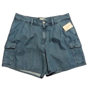 Universal Thread Shorts Plus 17 Blue Denim Cargo Pleated Trouser Jean NWT NEW